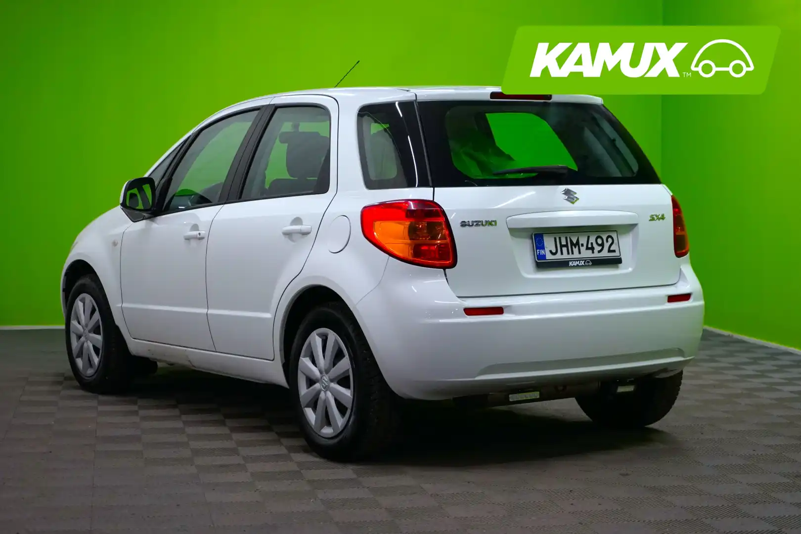 car-image