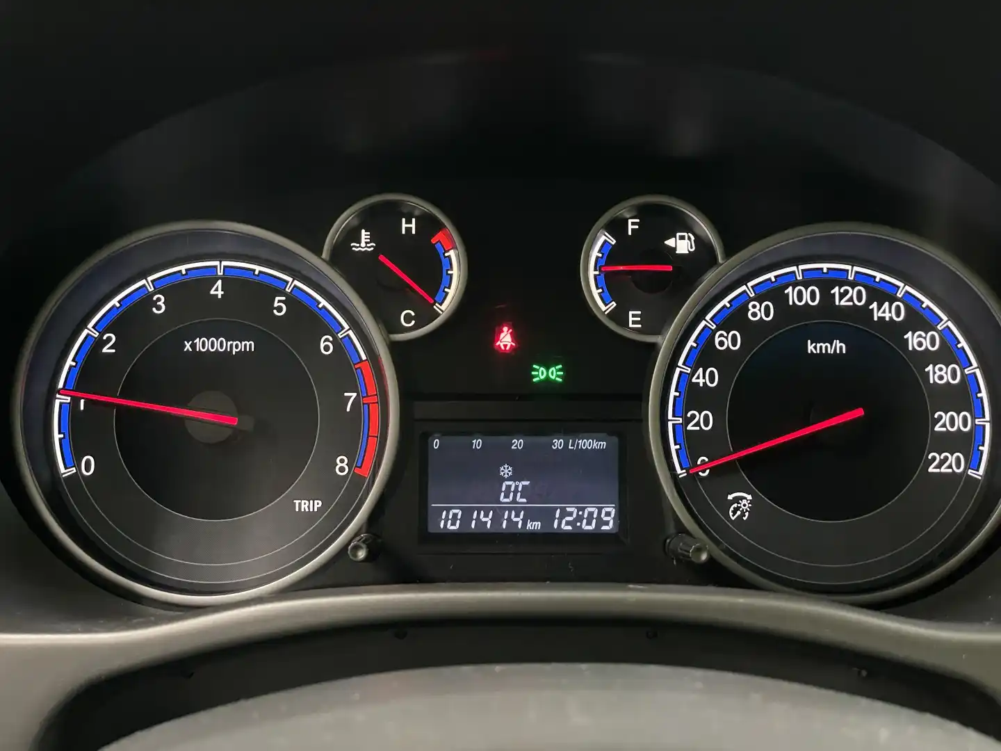 car-image