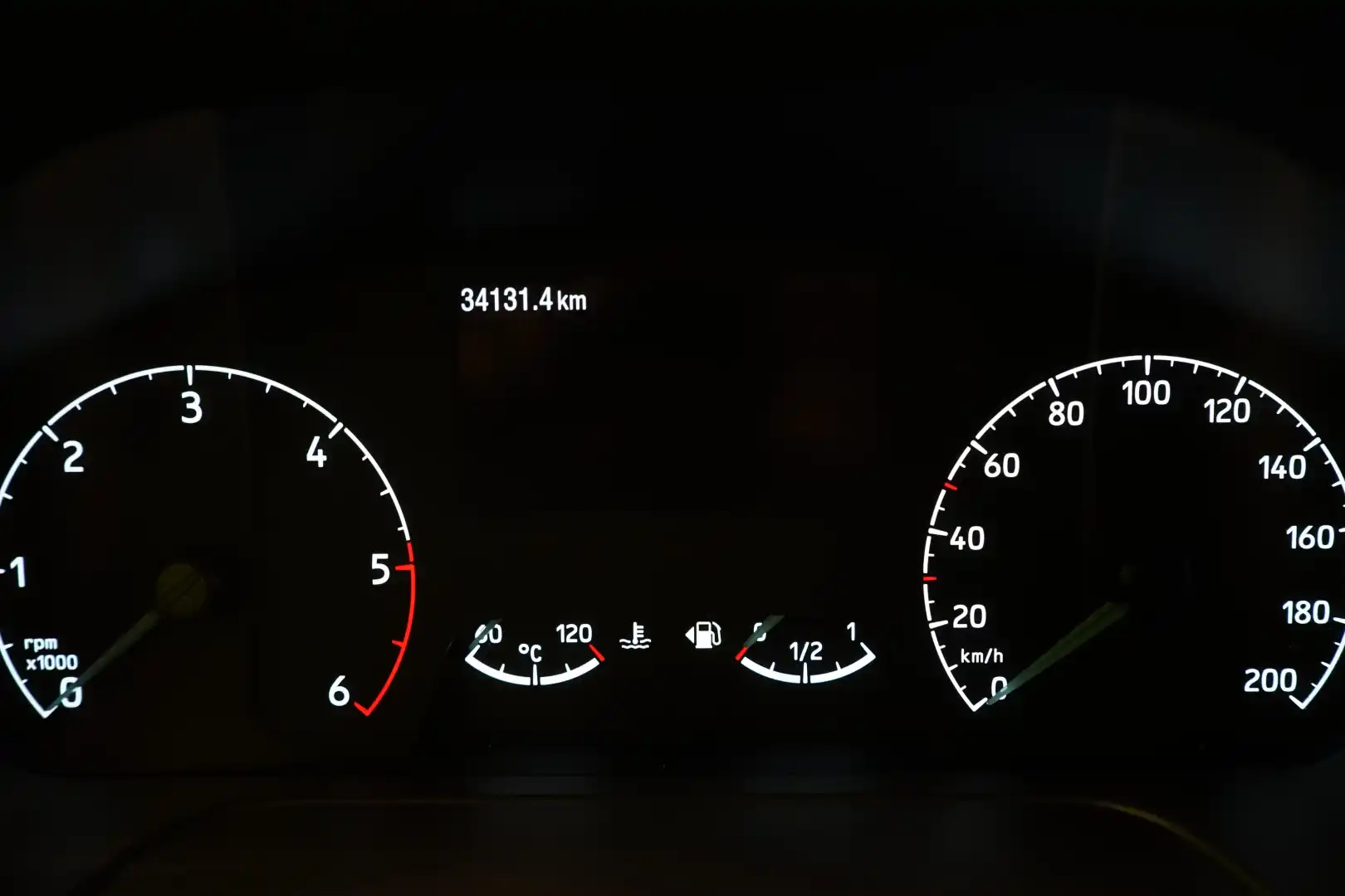 car-image