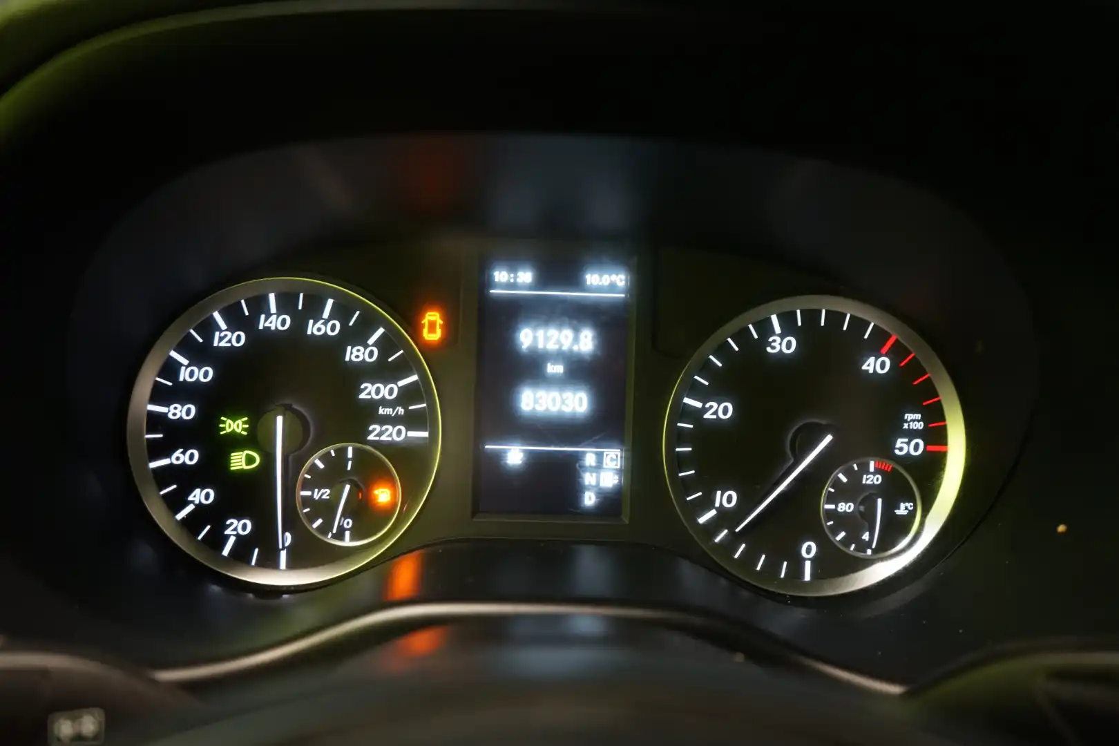 car-image