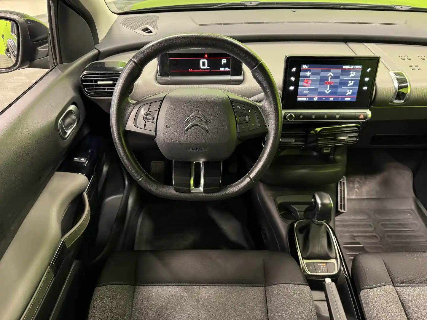 car-image