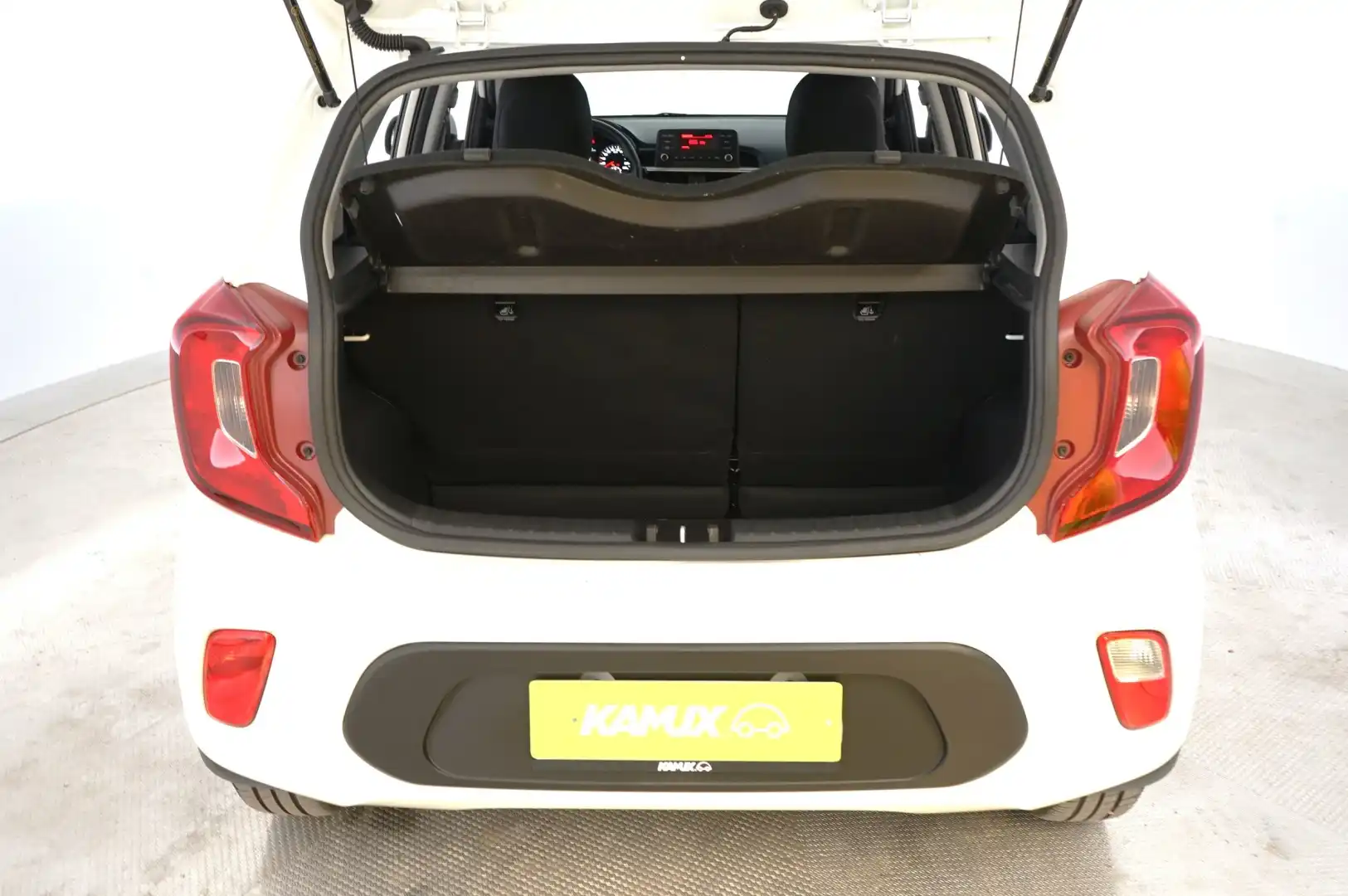 car-image