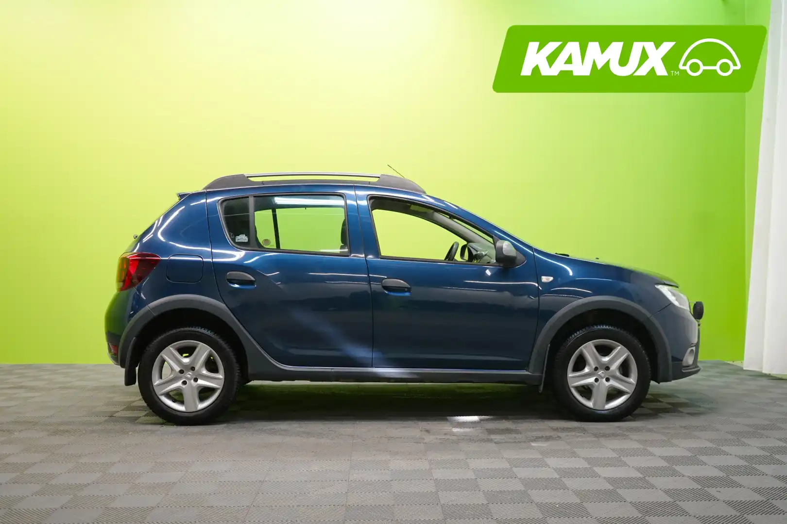 car-image