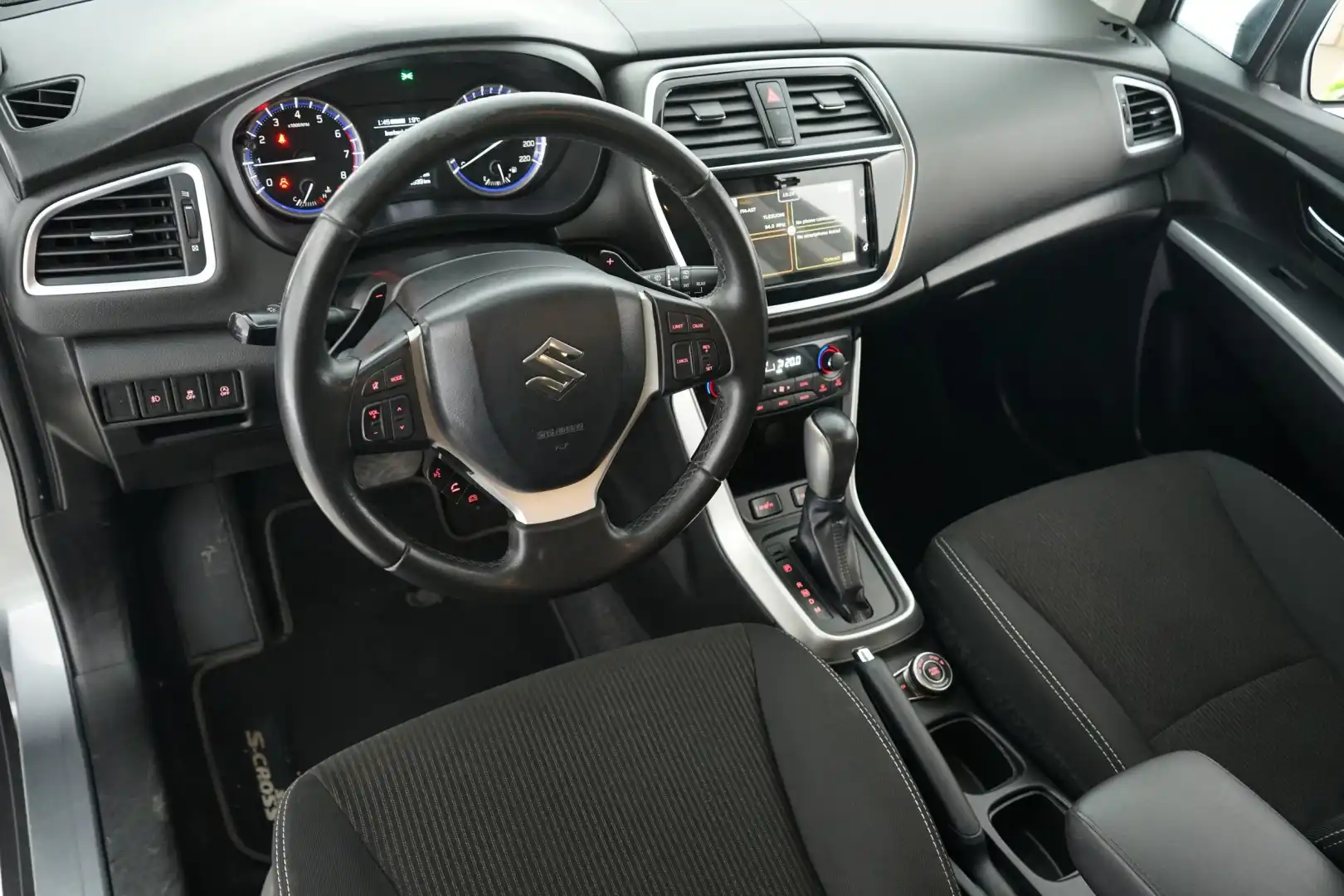 car-image