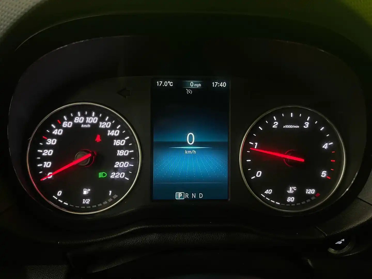 car-image