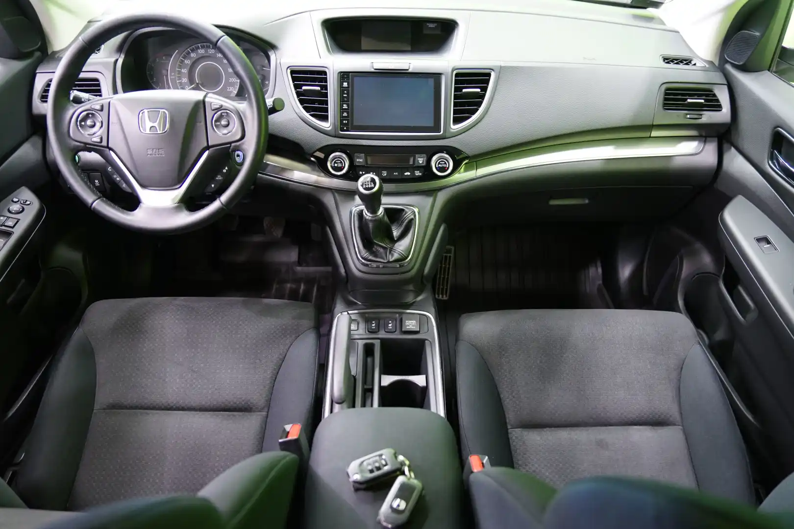 car-image