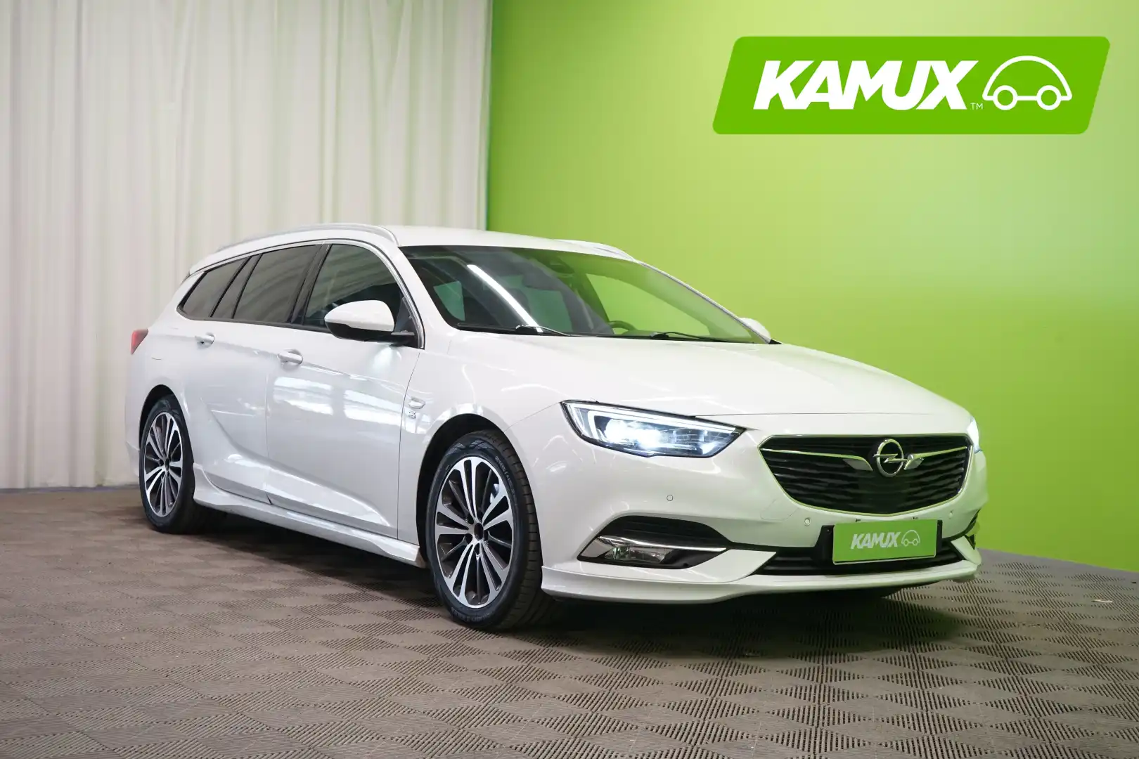 car-image
