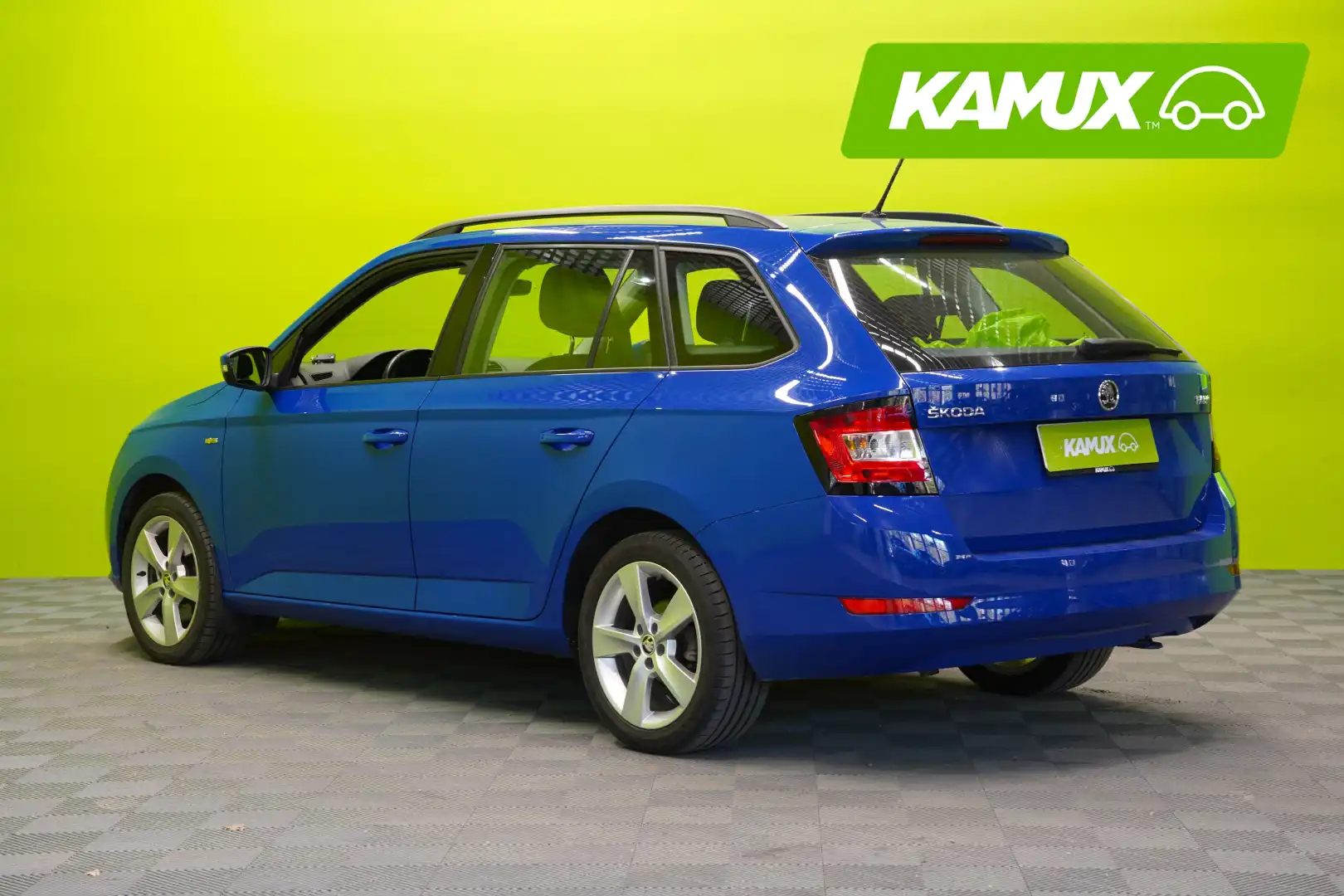 car-image