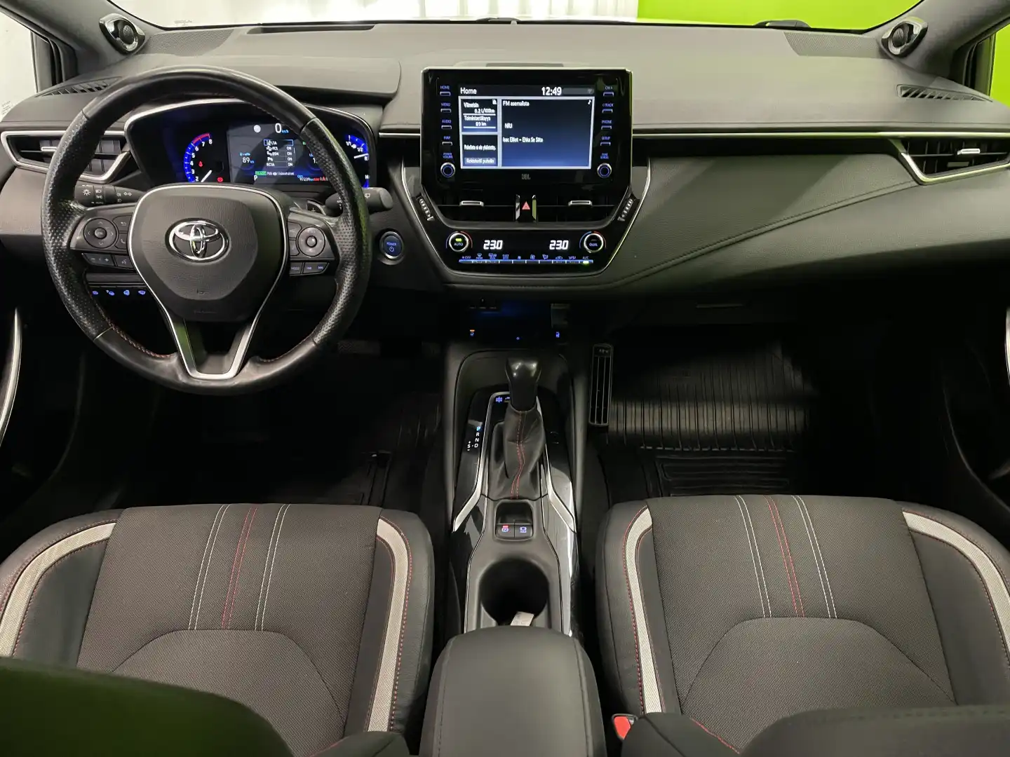 car-image