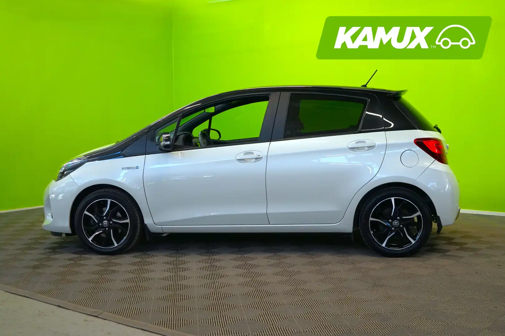 car-image