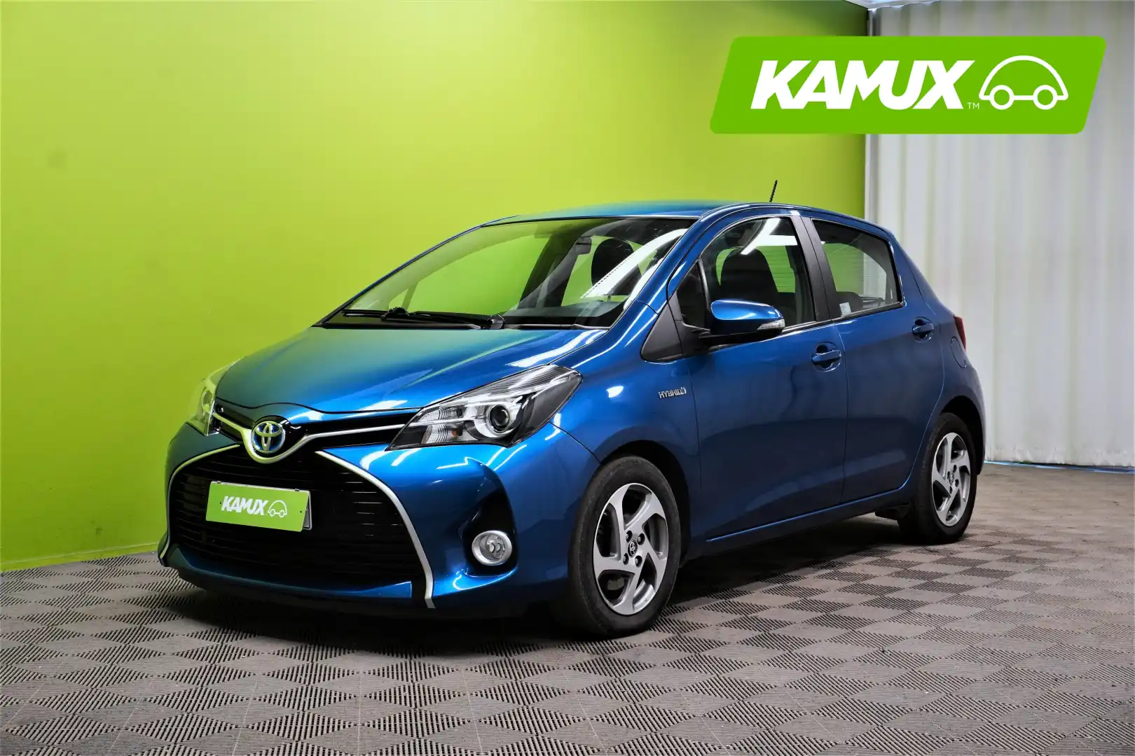 car-image