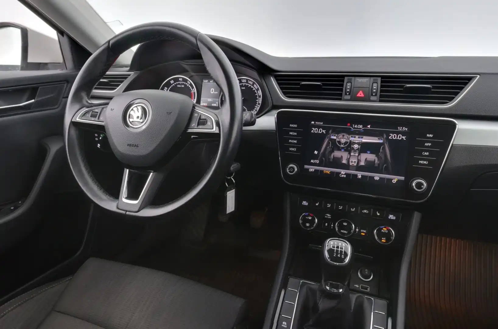 car-image