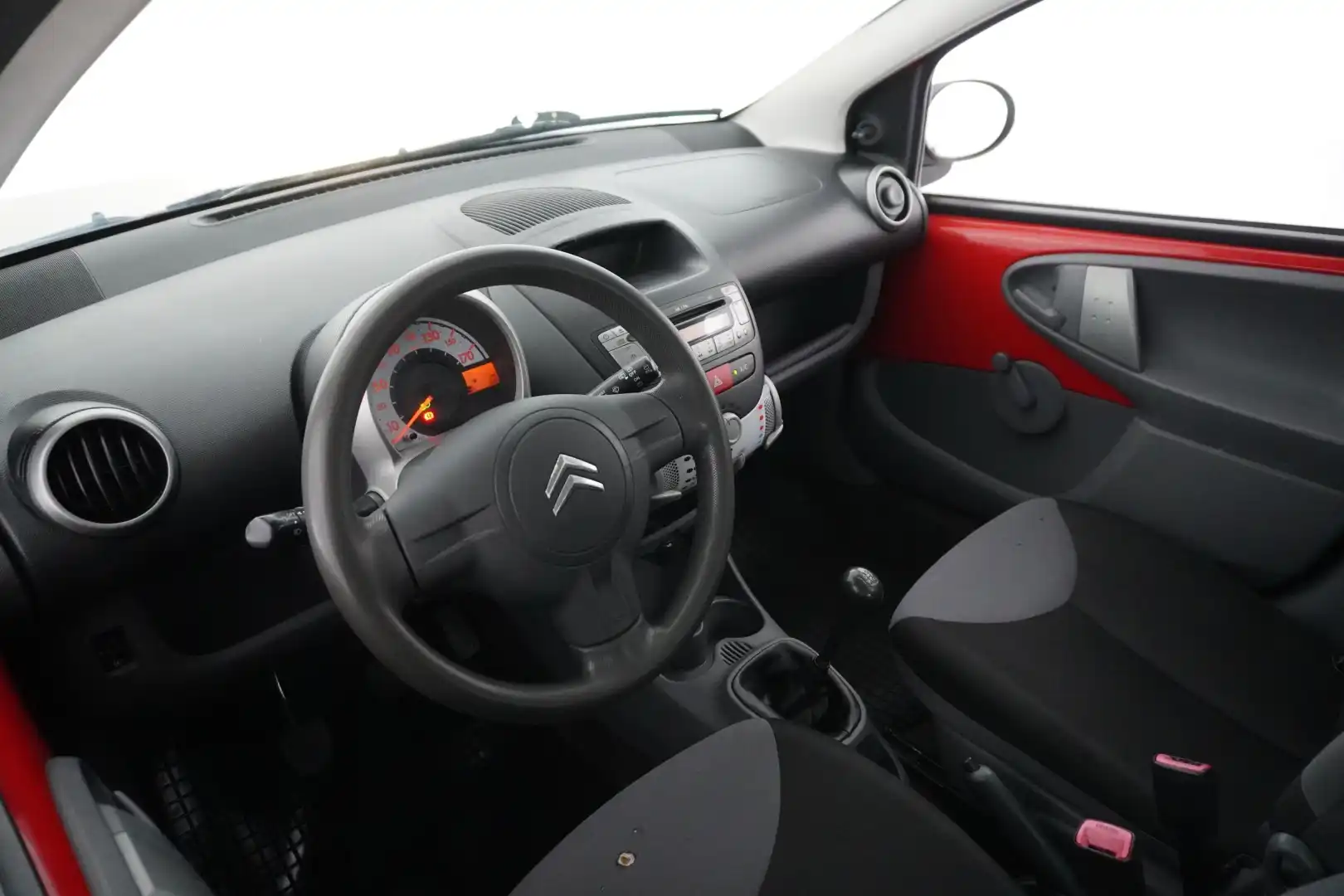 car-image