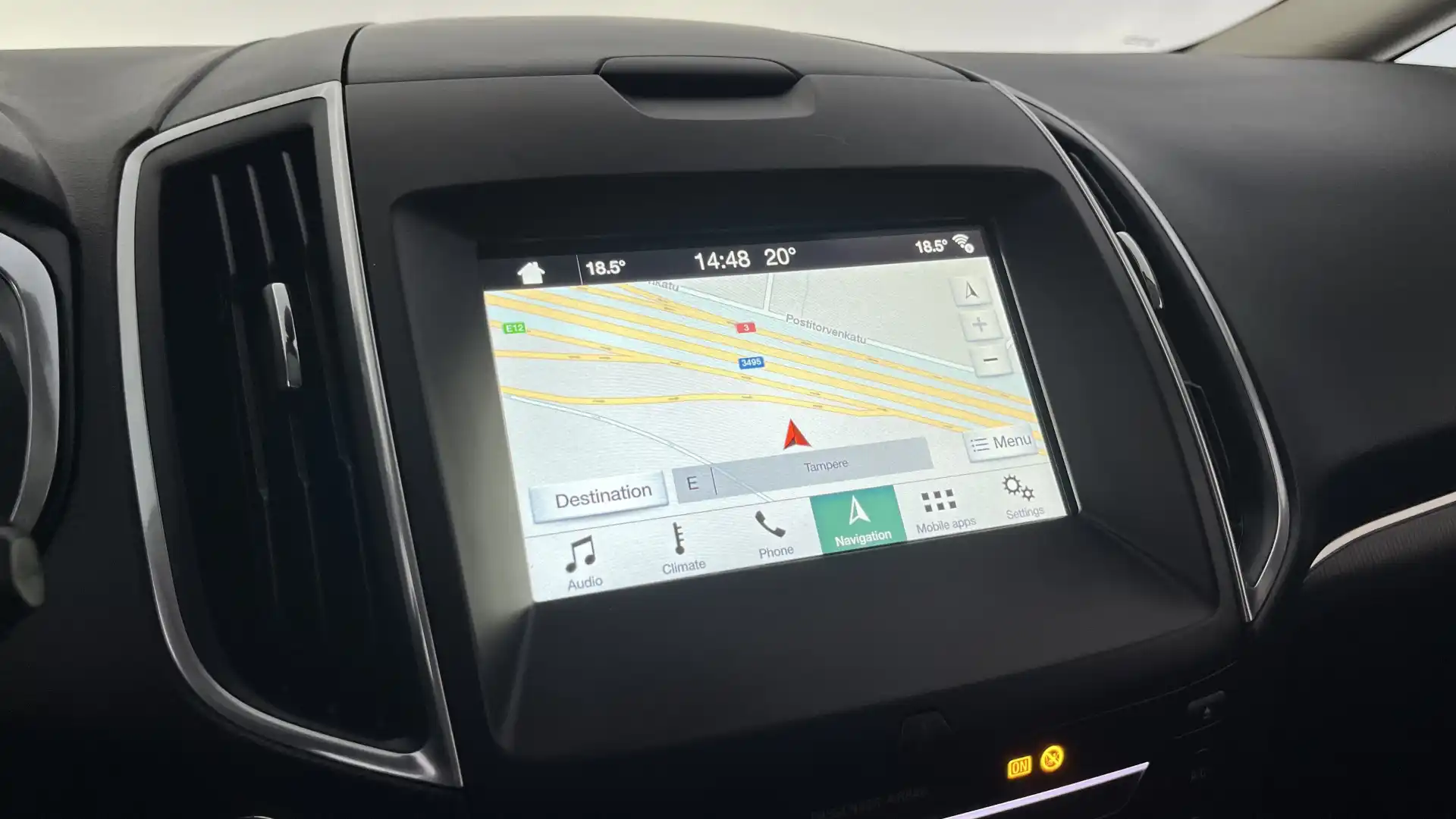 car-image