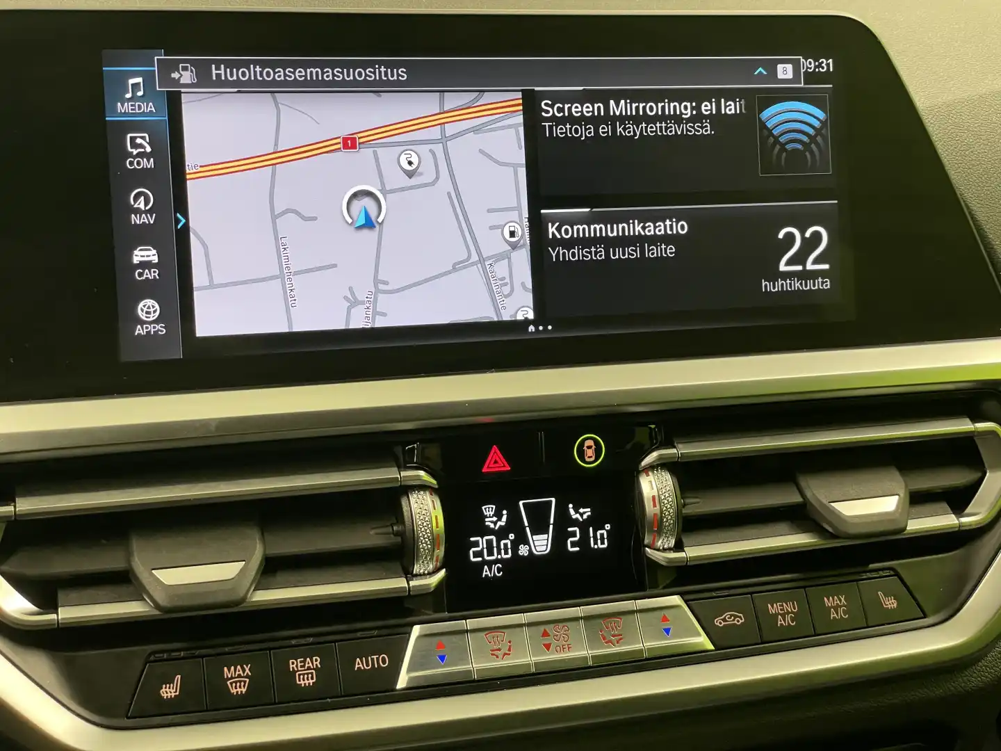 car-image