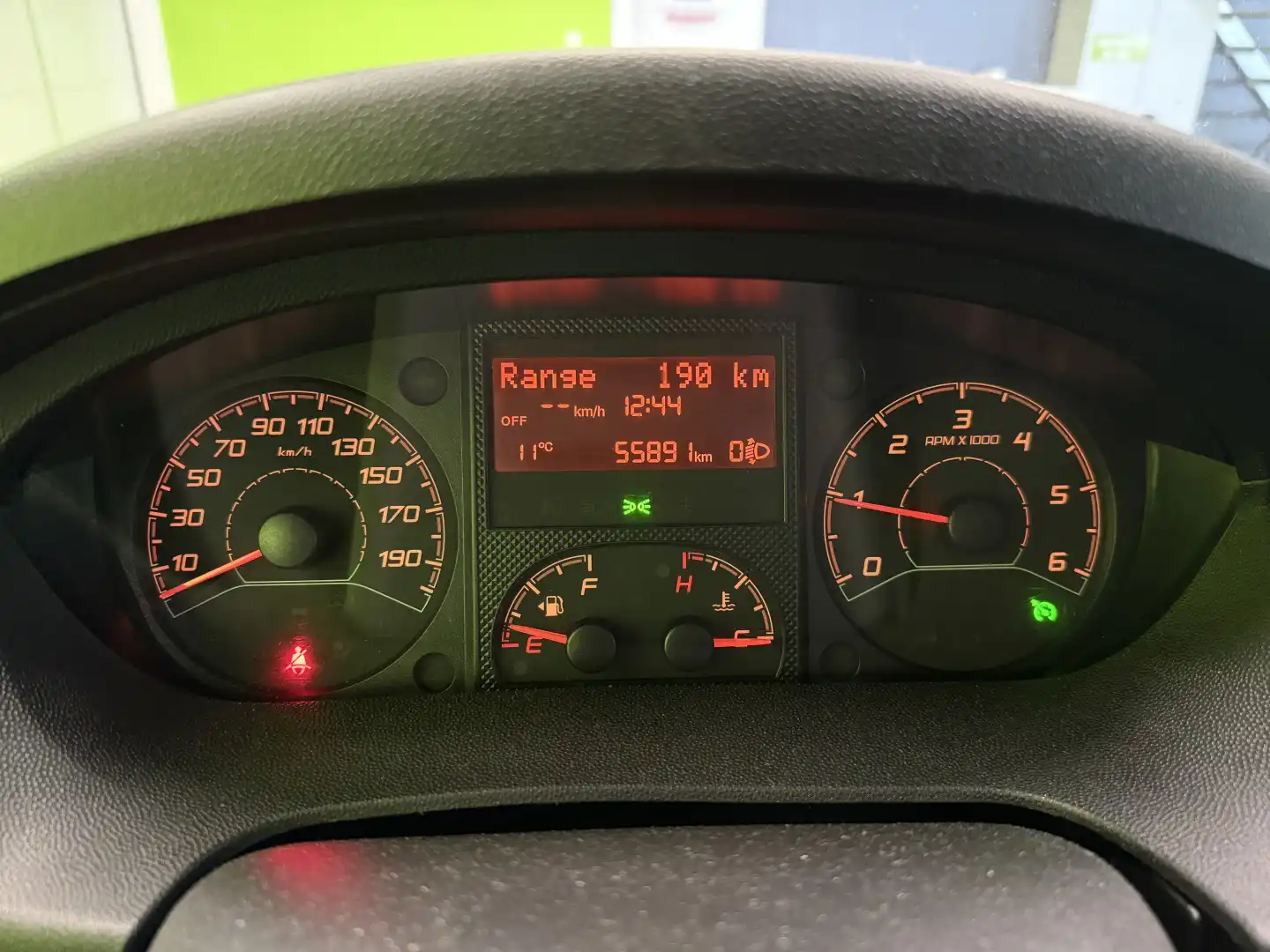 car-image