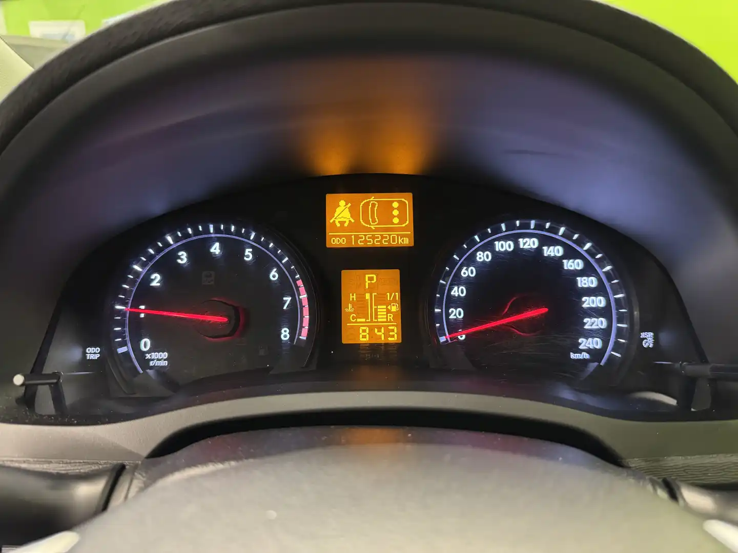 car-image