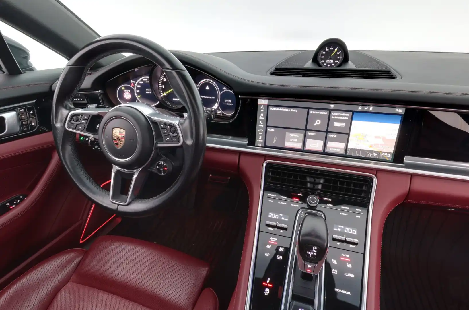 car-image