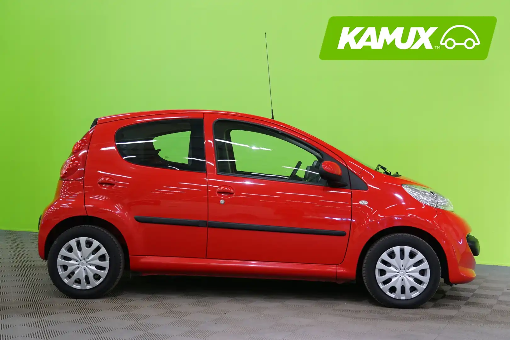 car-image