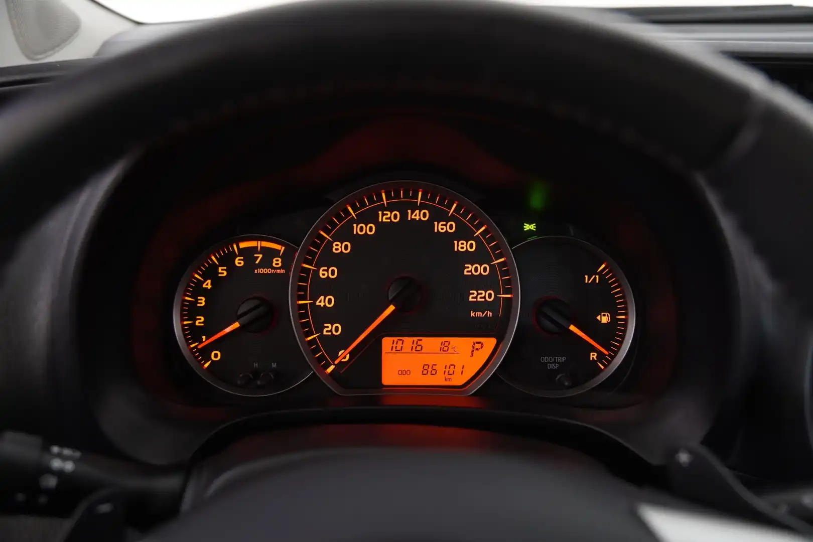 car-image