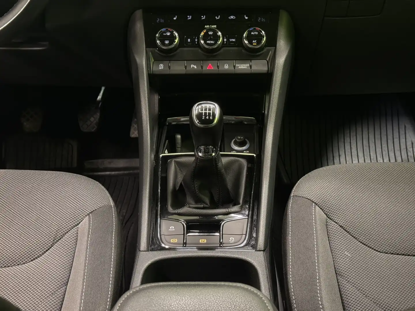 car-image
