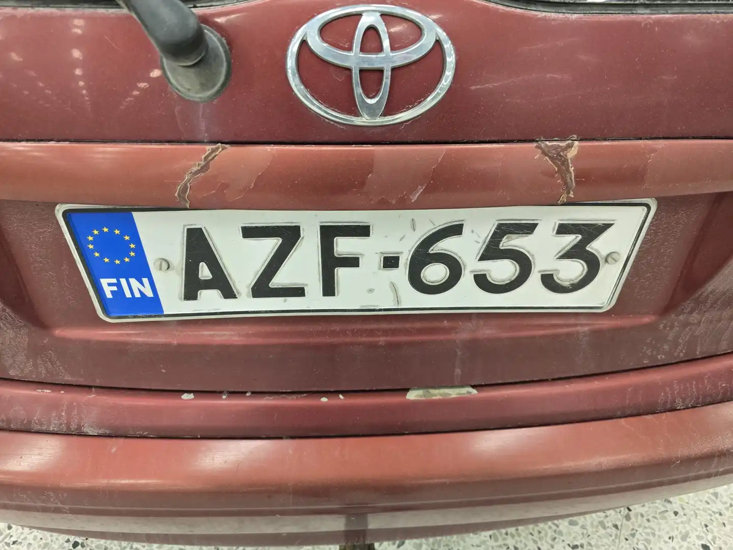 car-image