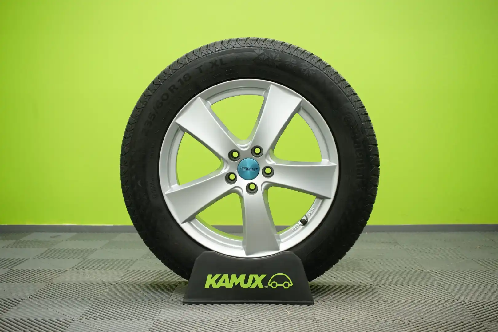car-image