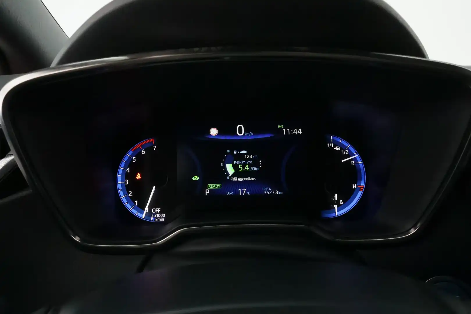 car-image