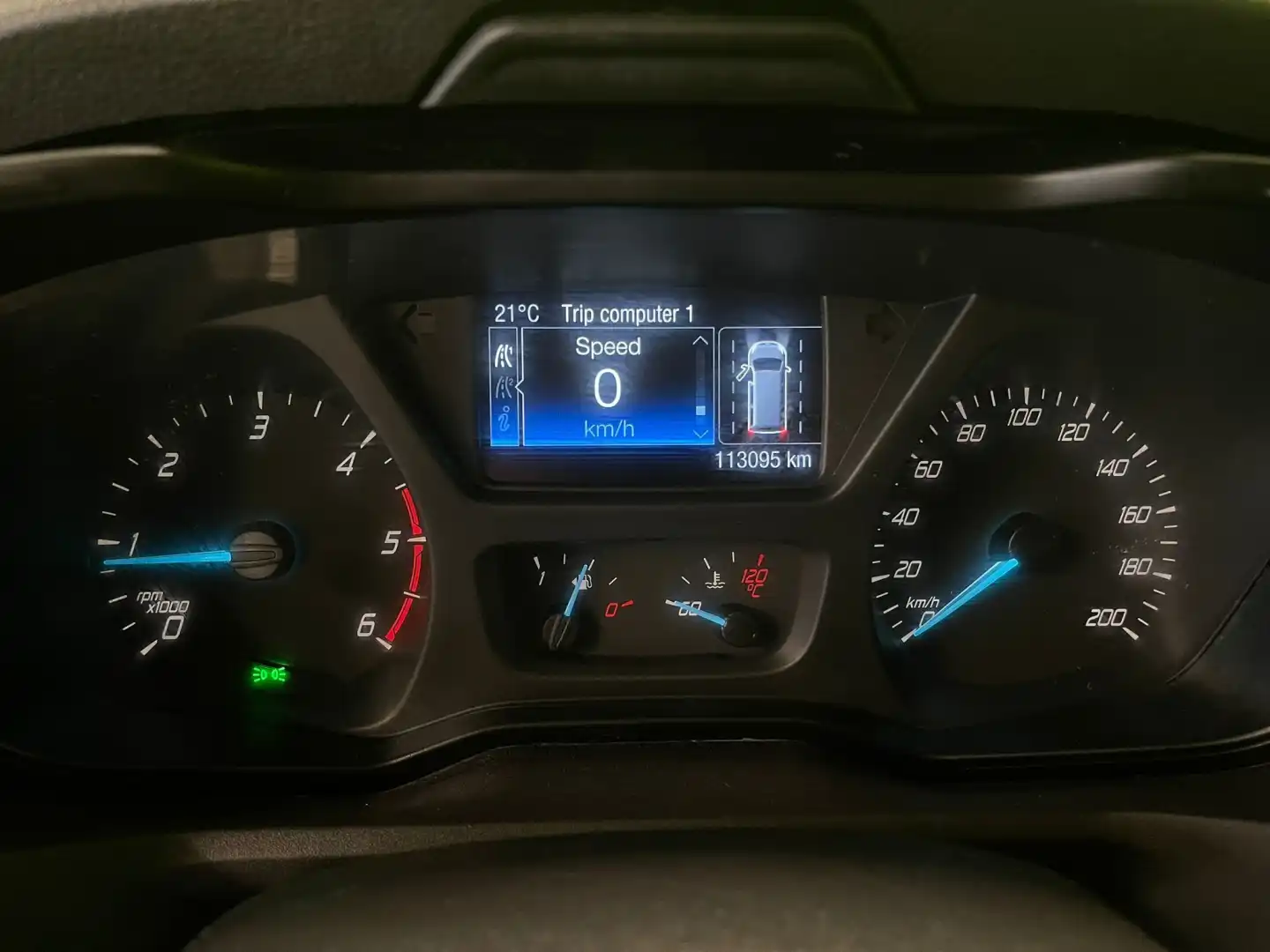 car-image