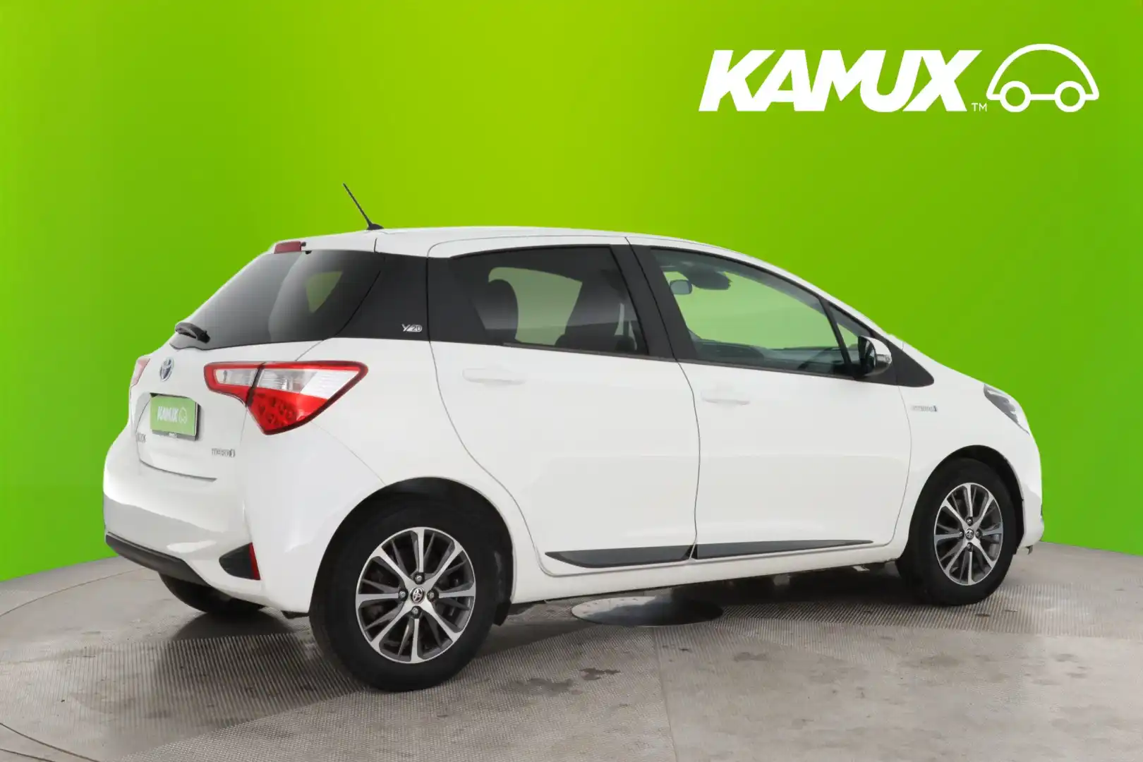 car-image