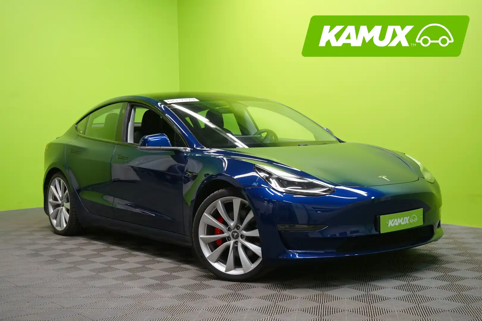 car-image