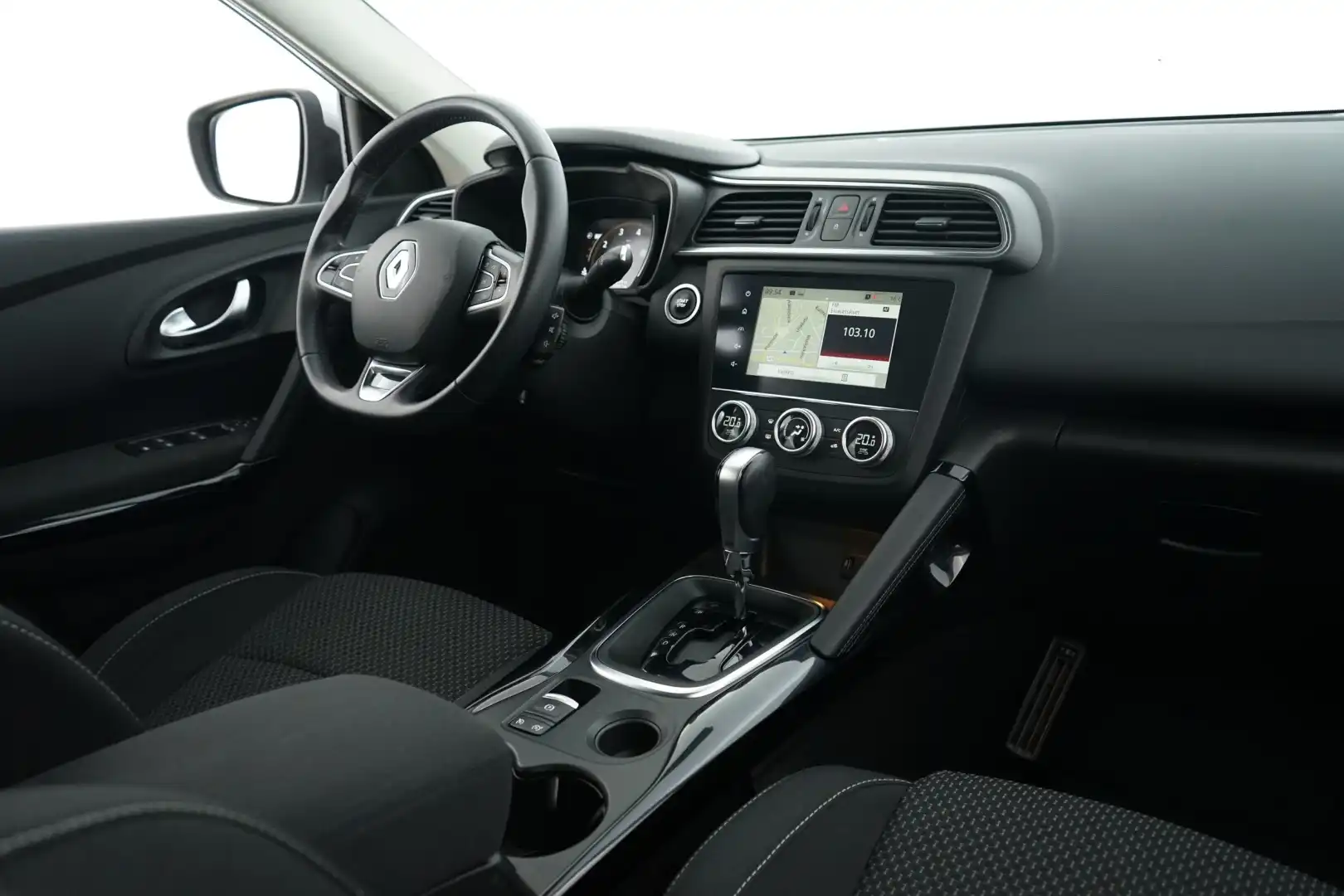 car-image