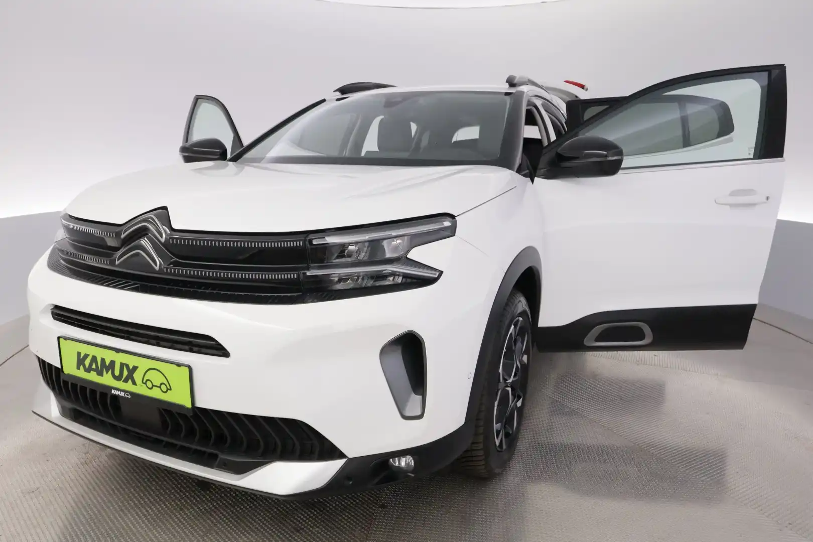car-image