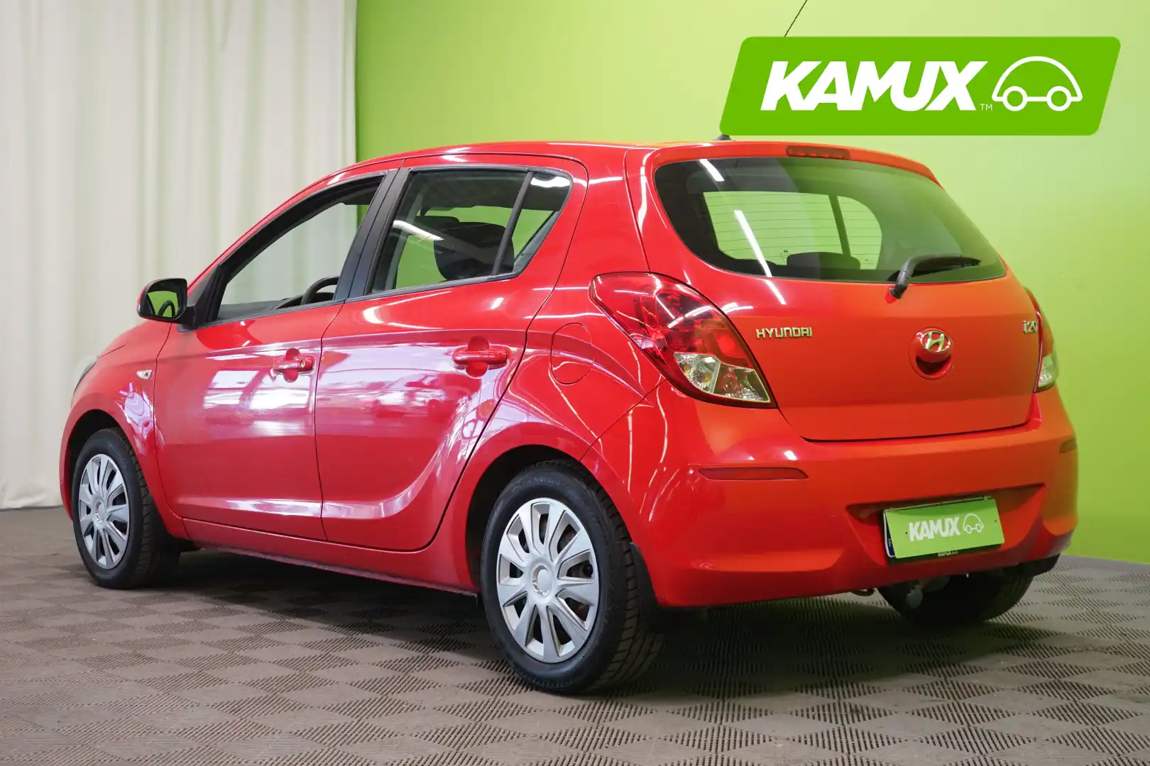car-image