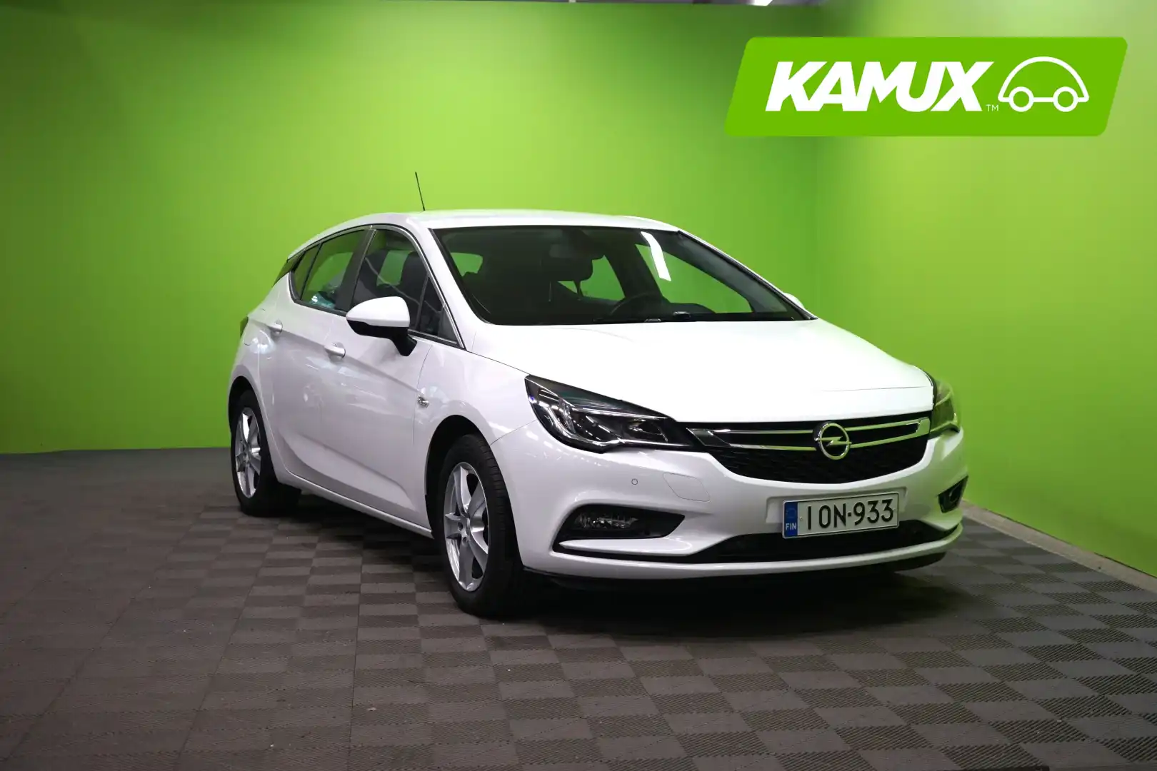 car-image