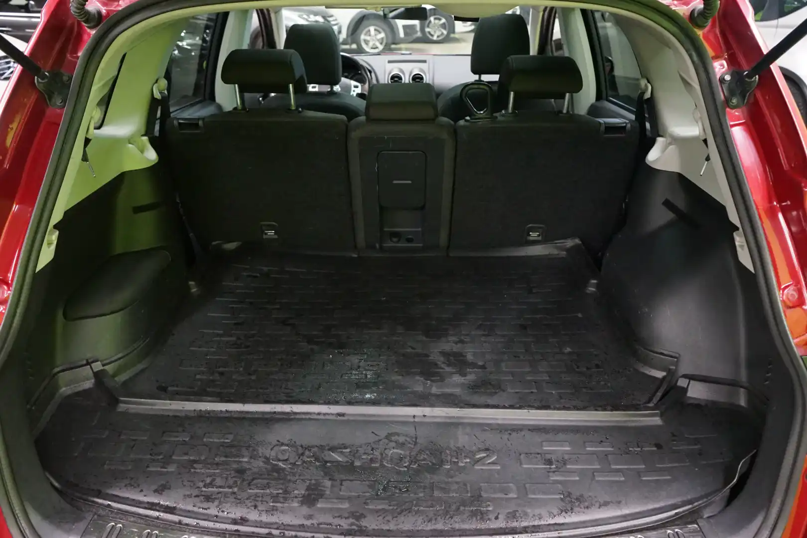 car-image