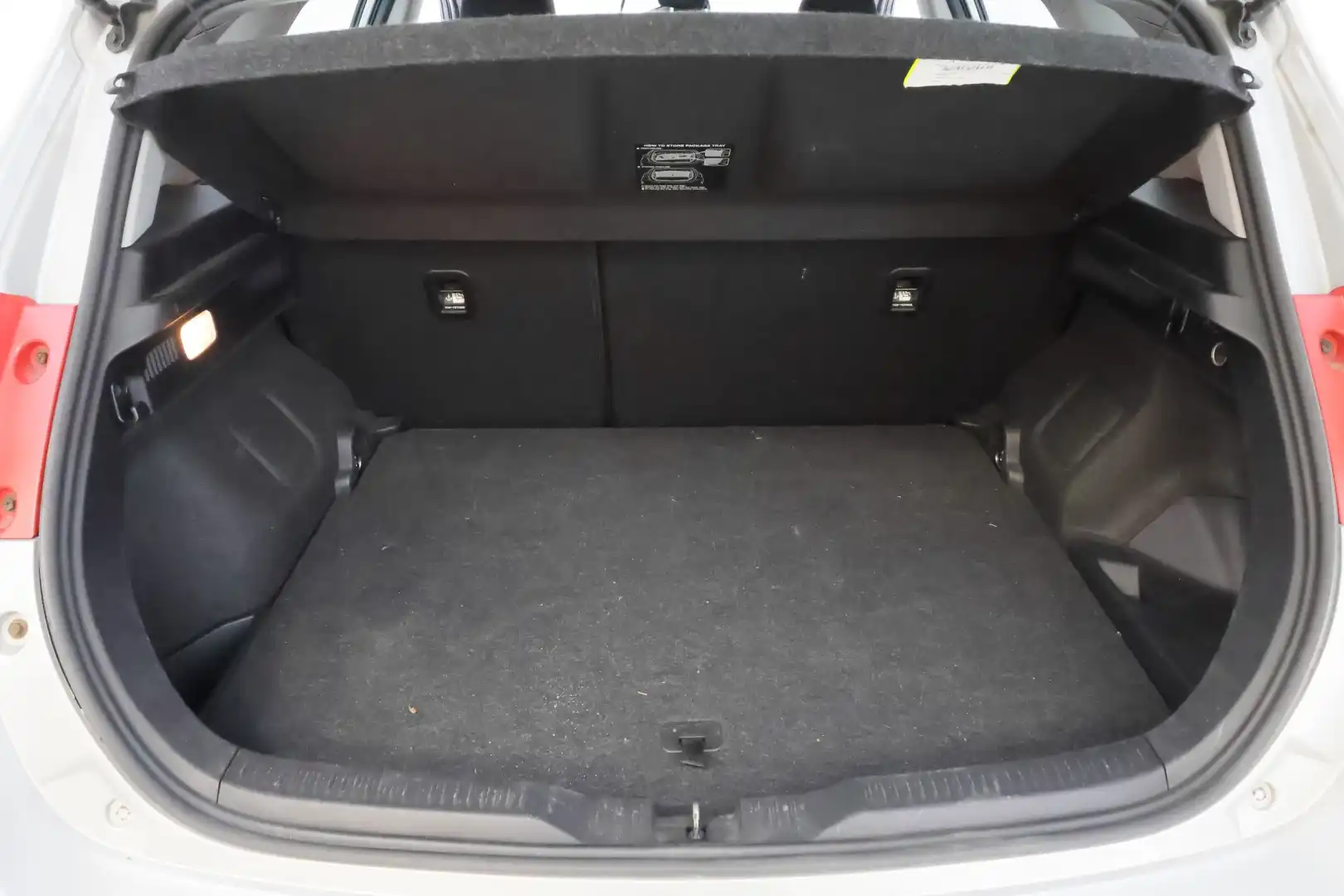 car-image