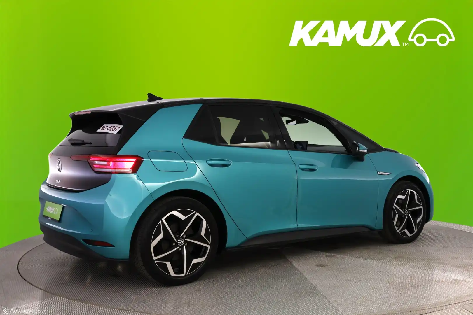 car-image