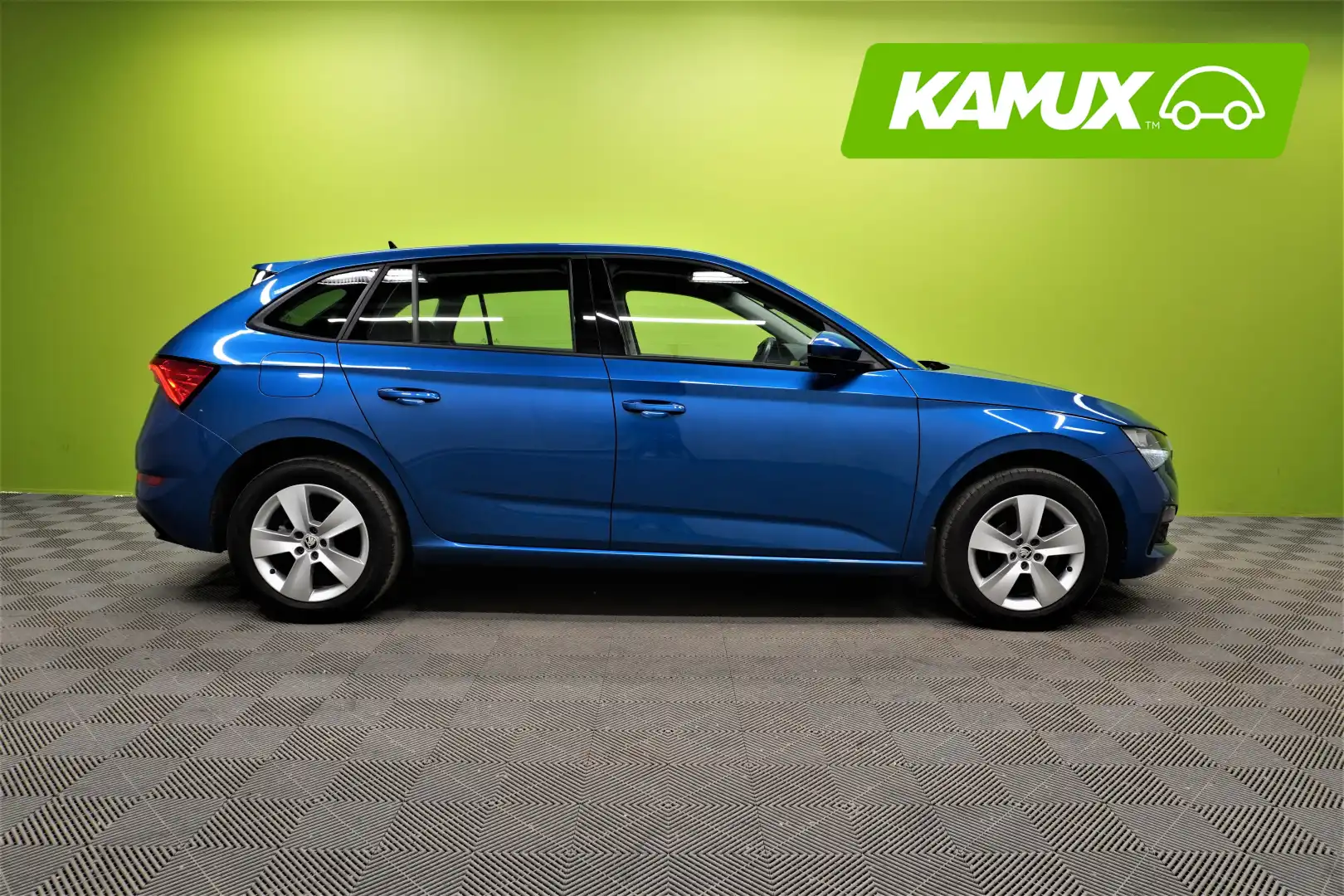 car-image