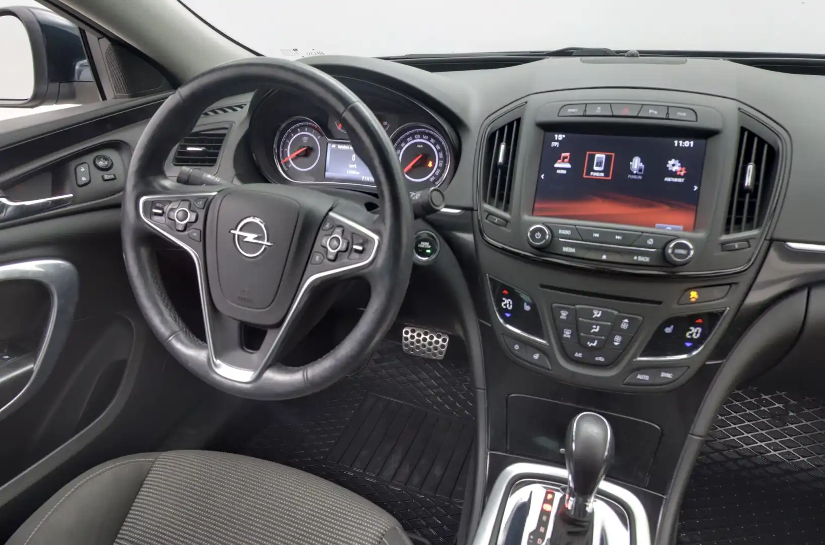 car-image