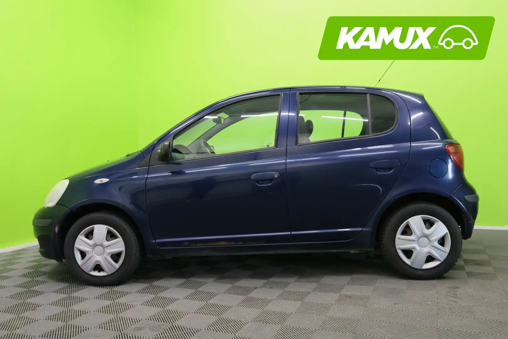 car-image