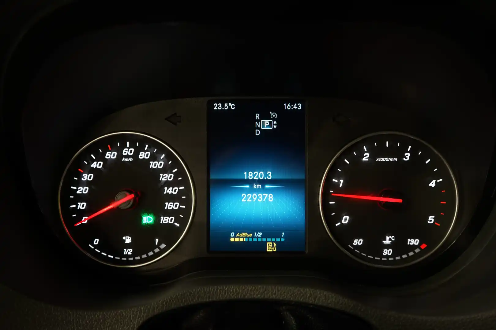 car-image
