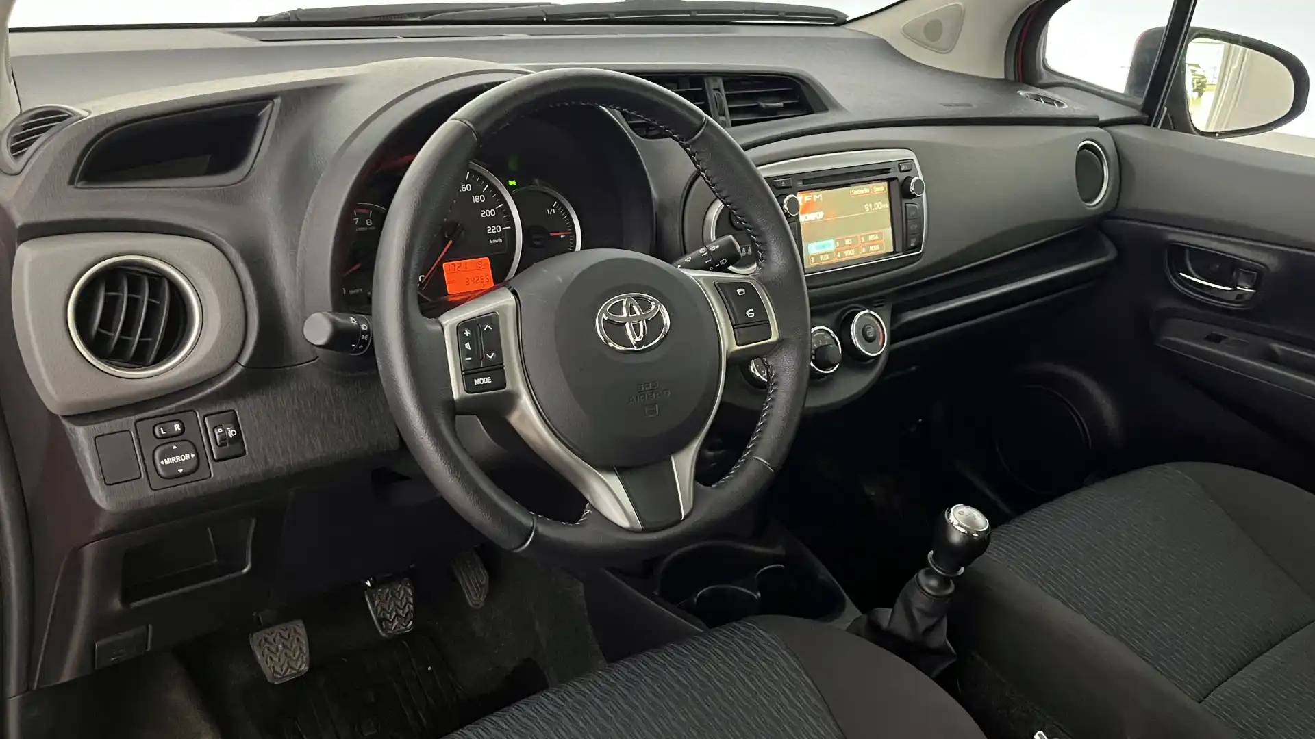 car-image