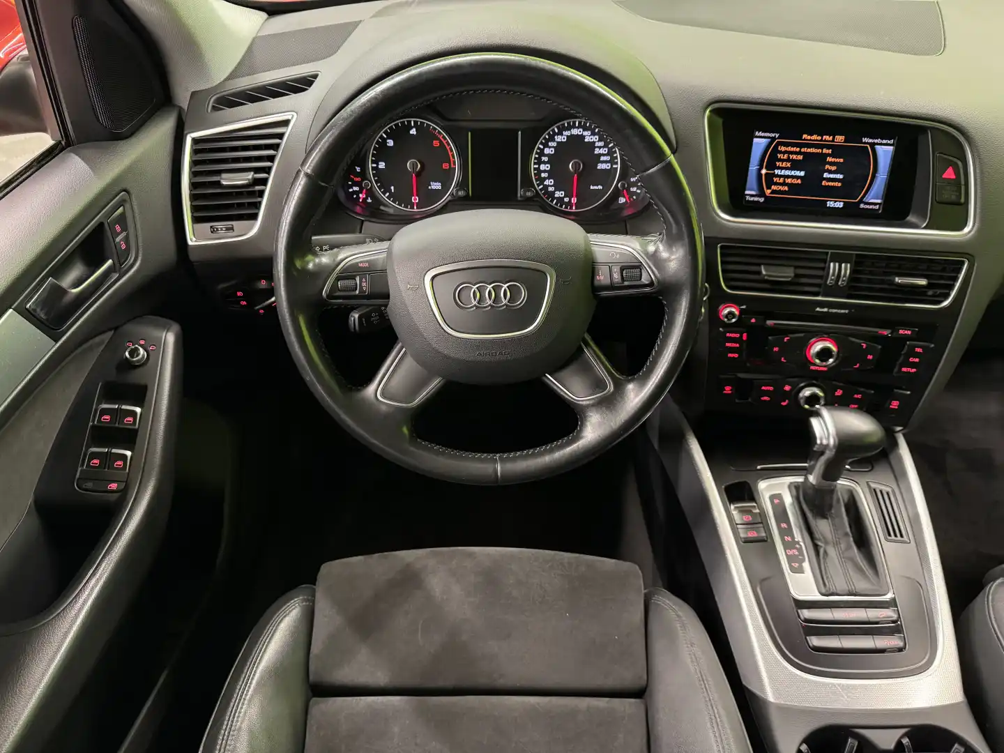 car-image