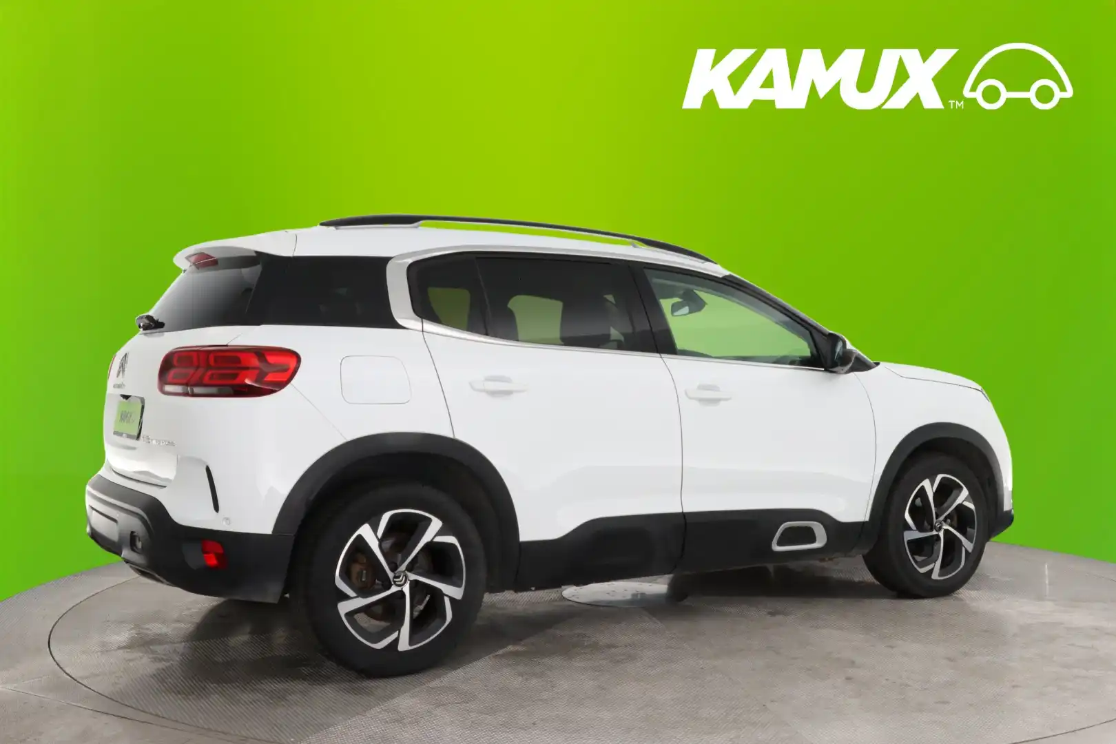 car-image