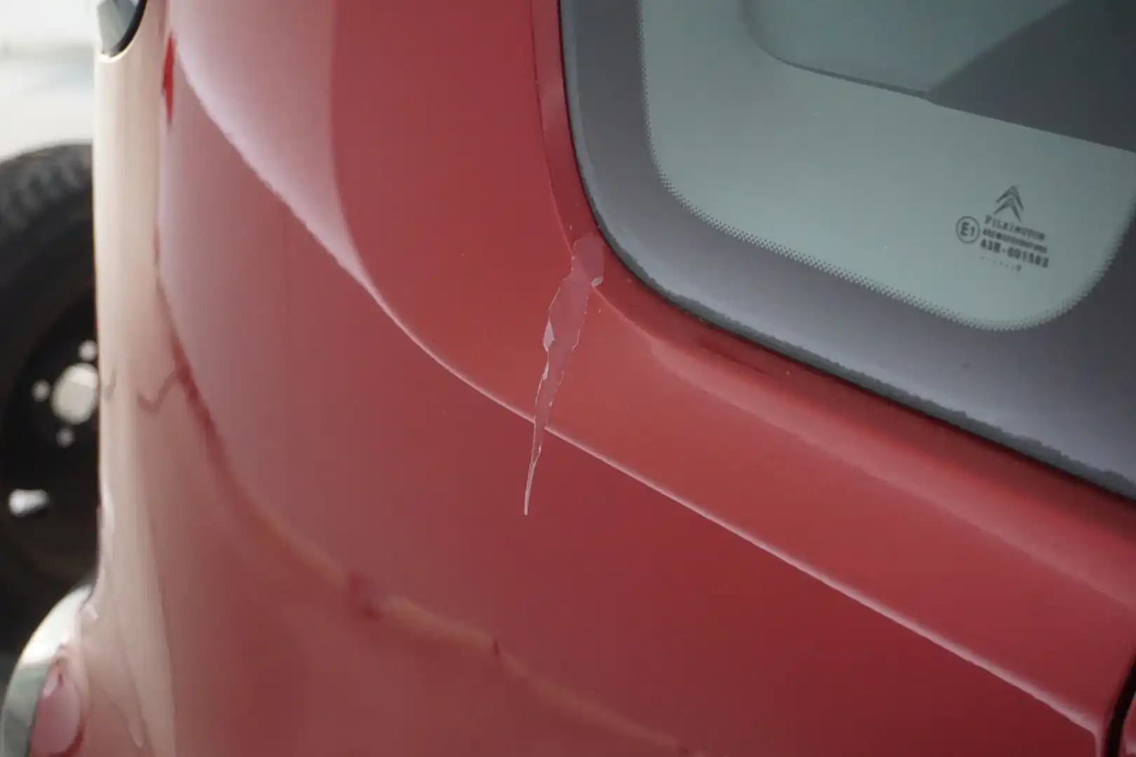 car-image