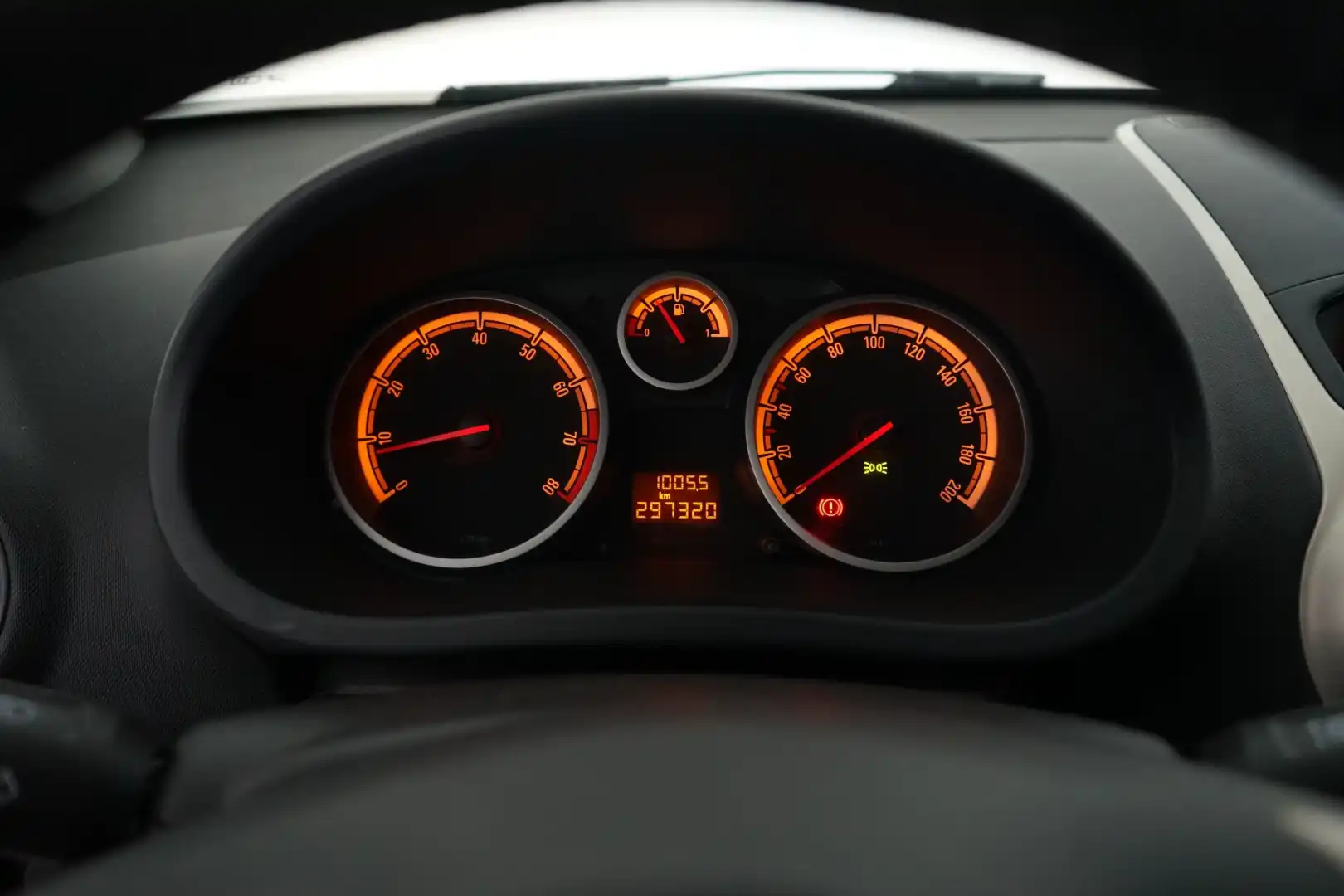 car-image