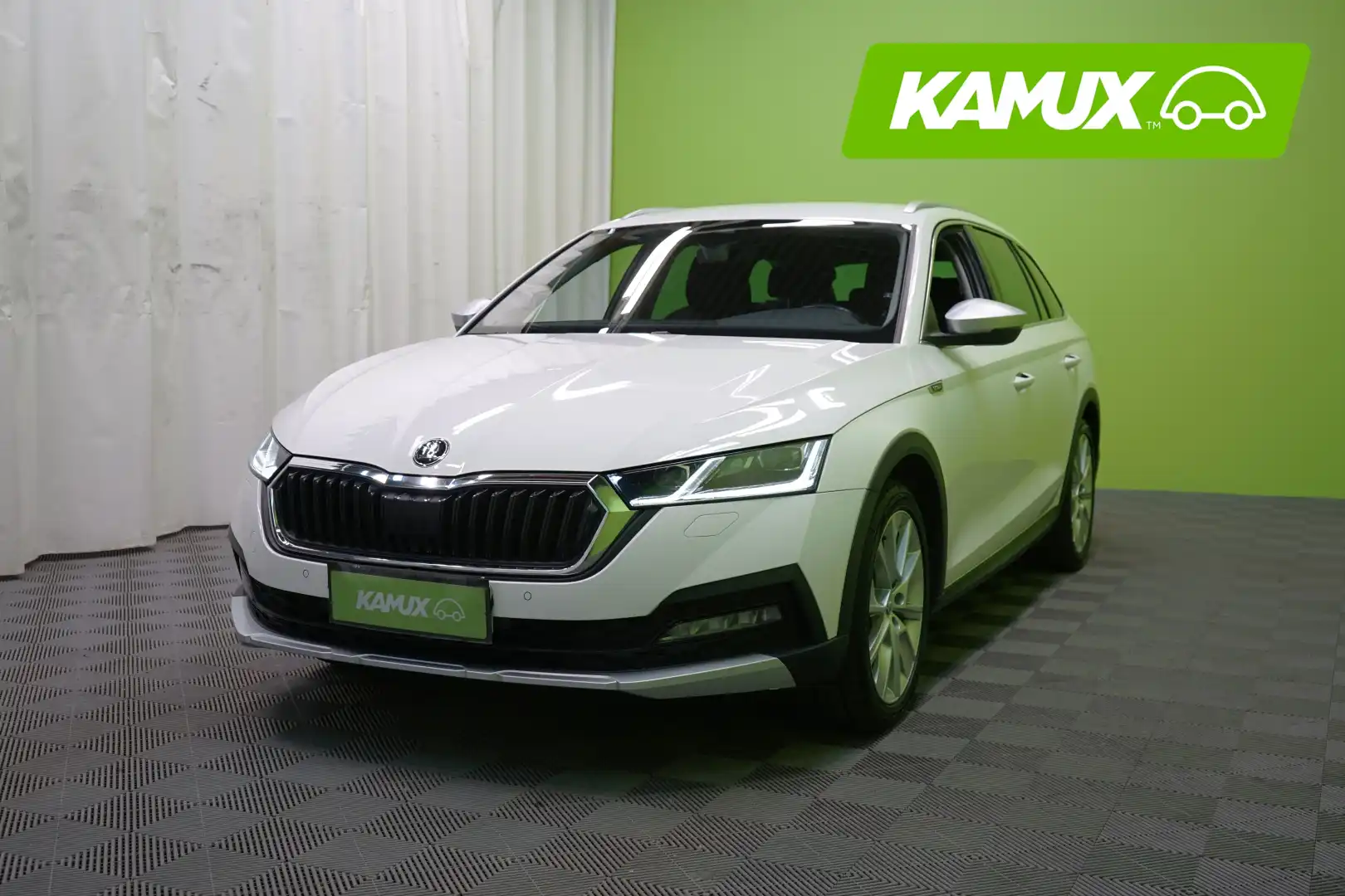 car-image