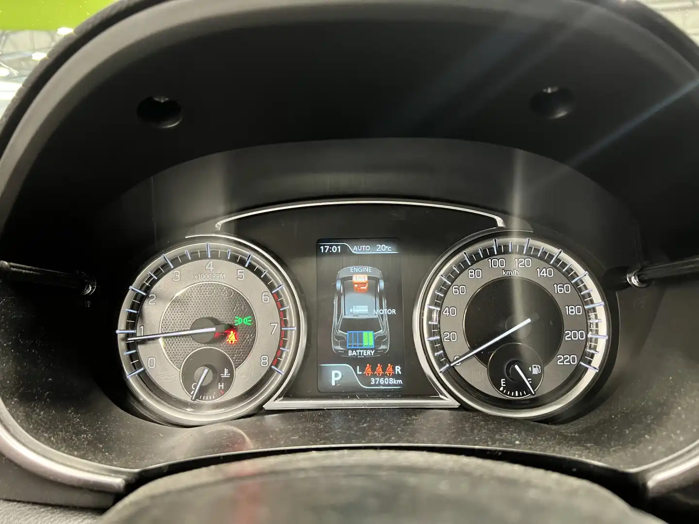 car-image