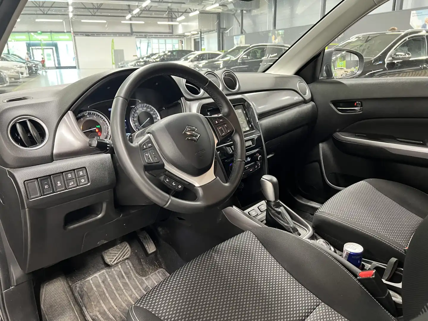 car-image